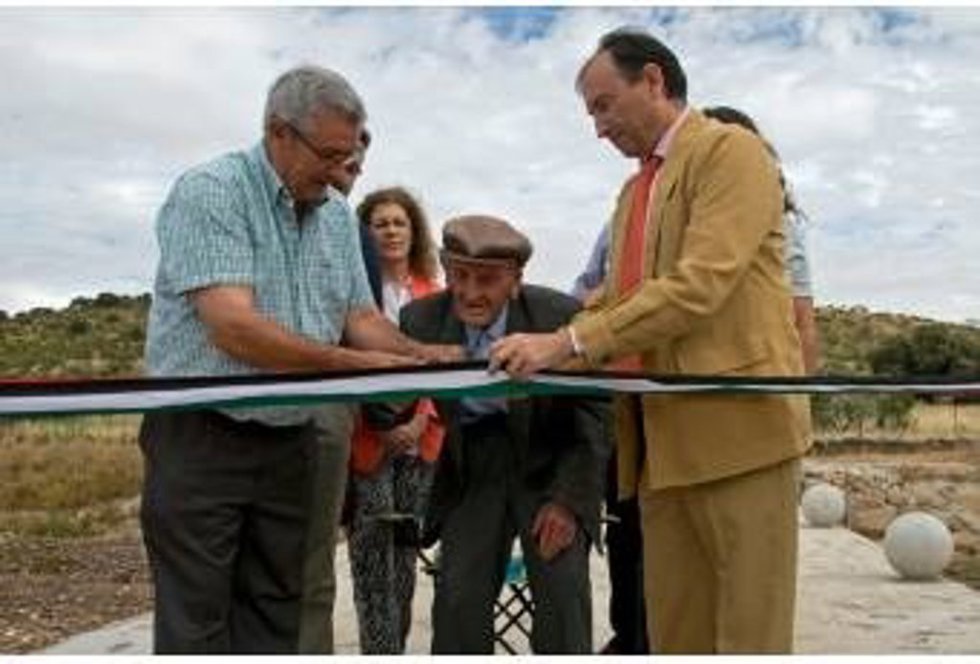Inauguración Del Puente Sobre El Arroyo Gualija En Peraleda De San Román