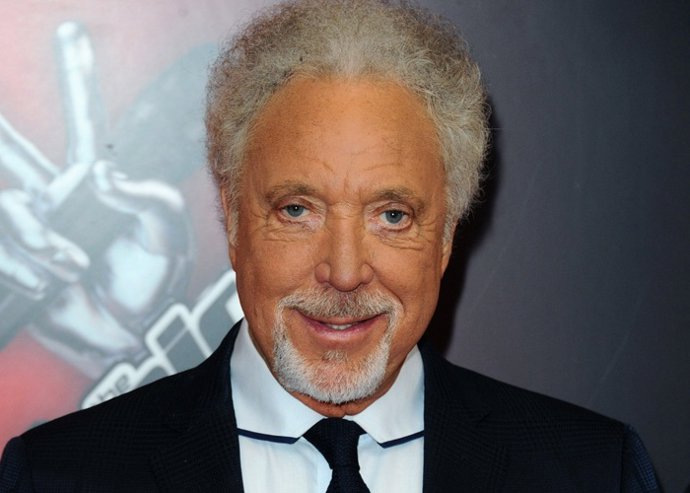 Tom Jones 'ruge' como nadie en sus concierto de Madrid y Barcelona