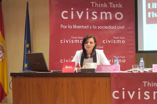Jefa de Investigación de Civismo, Cristina Berechet