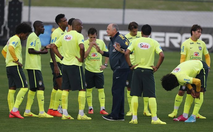 El seleccionador brasileño Luiz Felipe Scolari en un entrenamiento