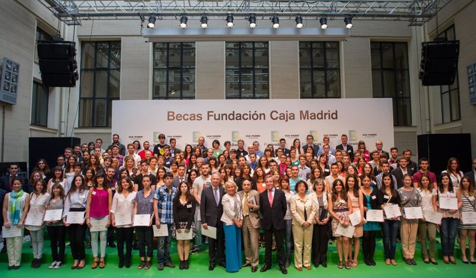 Estudiantes Beca Fundación Caja Madrid 2014