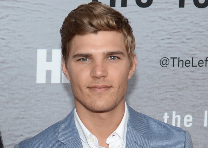 Chris Zylka, de sintecho a estrella de Hollywood