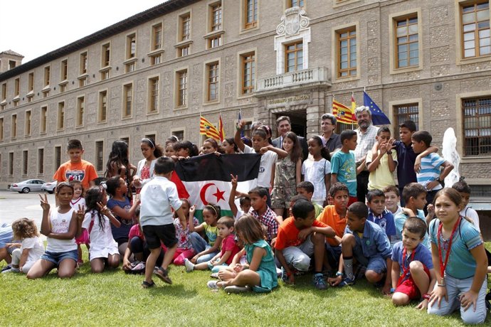 Los niños saharauis han visitado este jueves el Gobierno de Aragón y la DPZ
