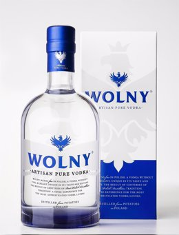 Botella y estuche Vodka  Premium Wolny.