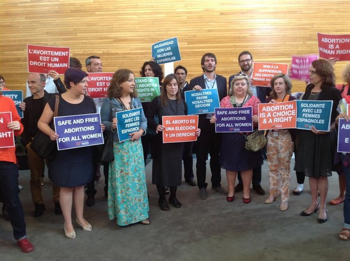 Presencia de Aguilera y Cabezón, en un acto en el Parlamento UE