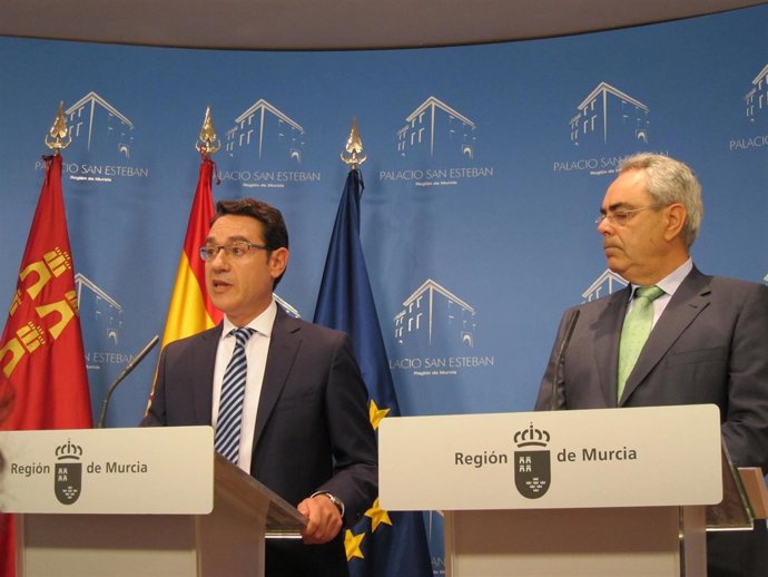 Ruiz y Martínez Asensio en rueda de prensa