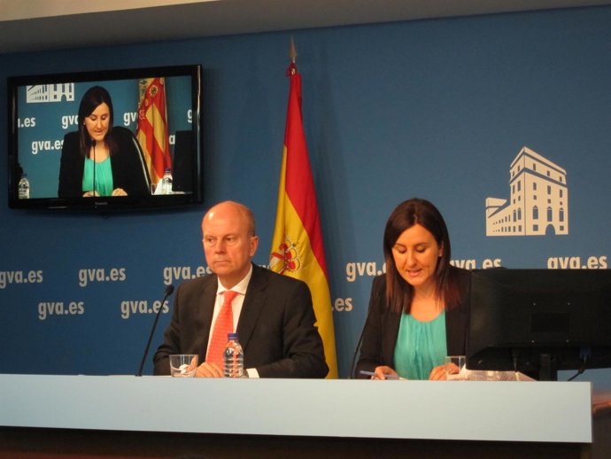 Buch y Català en rueda de prensa