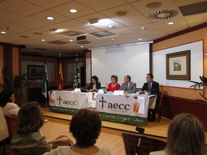 Charla AECC