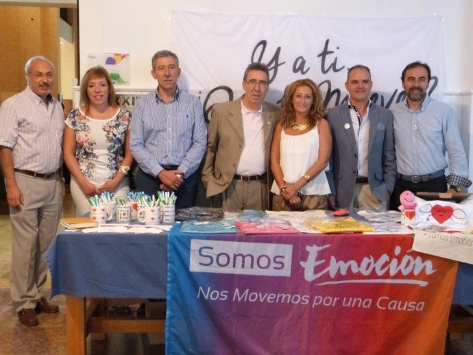 Somos Emoción, Emilini Jiménez, Fernando Monteleone, ONG, Regalos