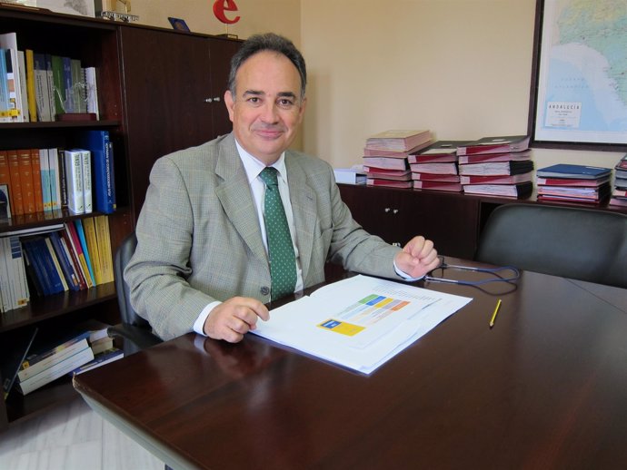 El presidente de la CHG, Manuel Romero