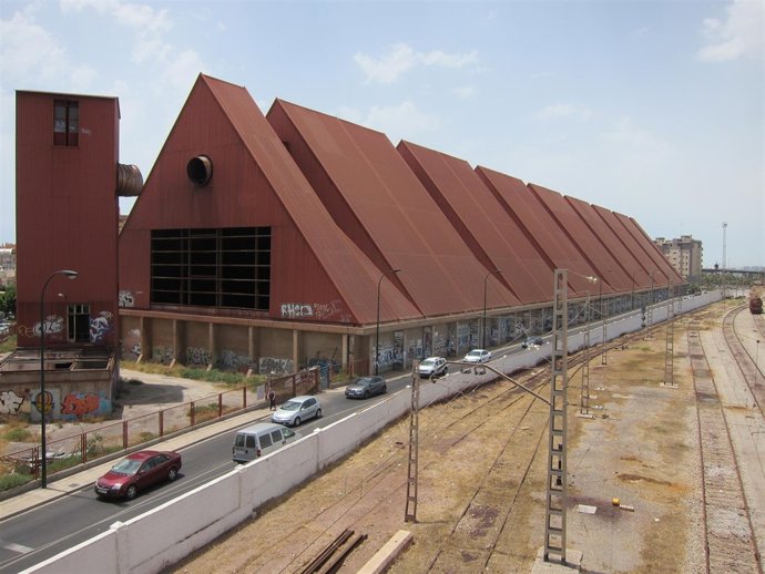 Silo de mineral 'El Toblerone'