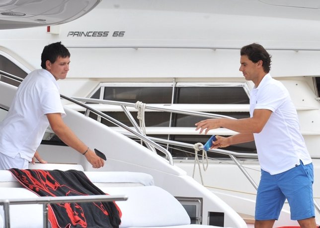 Rafa Nadal disfruta de unas merecidas vacaciones junto a sus amigos