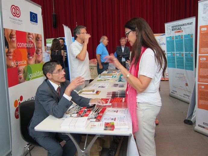 Fsc Inserta participa con un stand en la Semana de la Responsabilidad Social