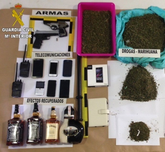 Material confiscado en la operación 'Orcos'