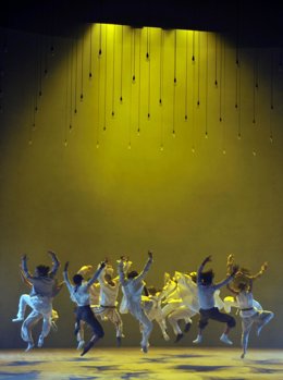Espectáculo 'Sun' de Hofesh Shechter