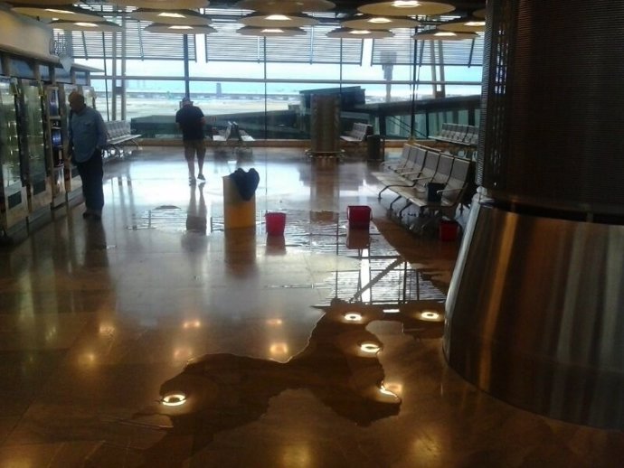 Inundaciones en el aeropuerto de Barajas