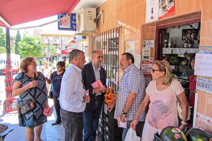 Francisco Conejo (PSOE) y Javier Carnero, en Benalmádena (Málaga)