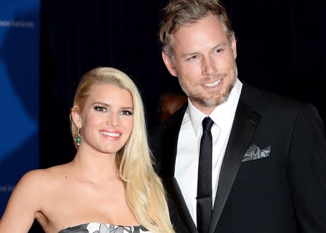Jessica Simpson and Eric Johnson attend the 100th Annu
