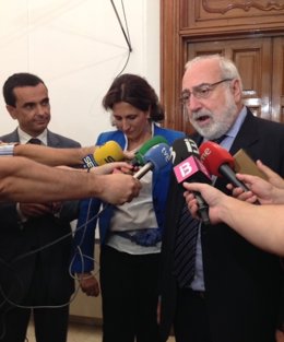 Joaquín García, Isabel Borrego y Fernando Bayón