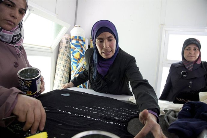 Refugiadas sirias en su lugar de trabajo en Jordania