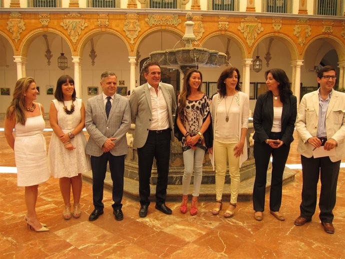 Ceballos, Fuentes y Soriano junto a Rosales y Rivera