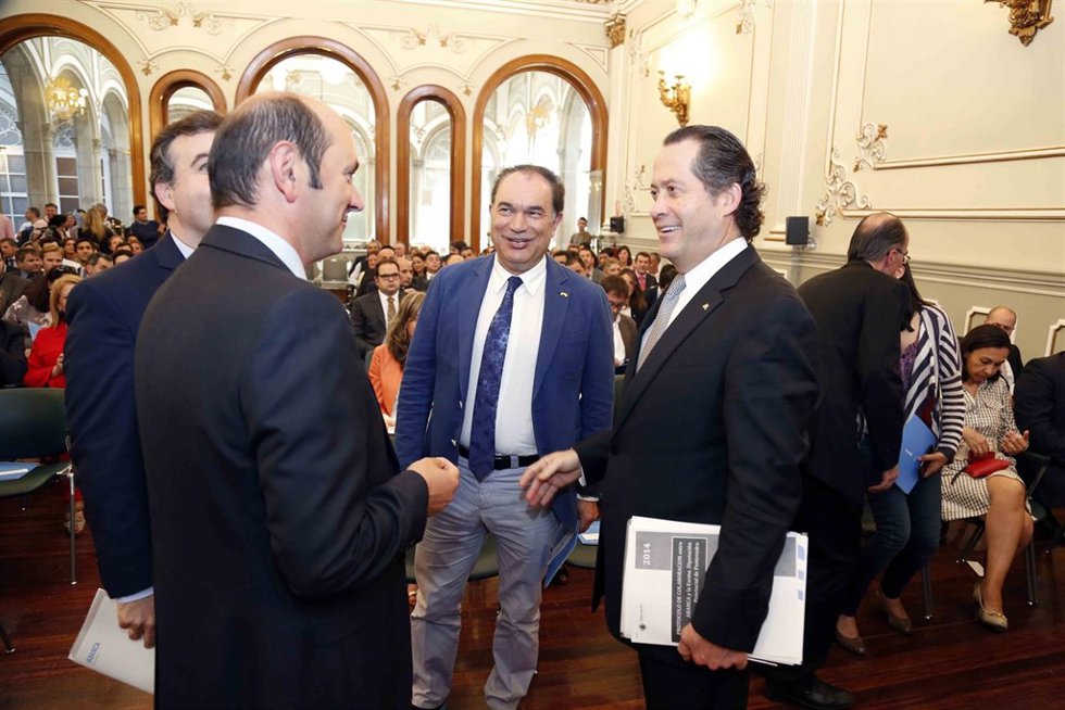 Diputación de Pontevedra y Abanca