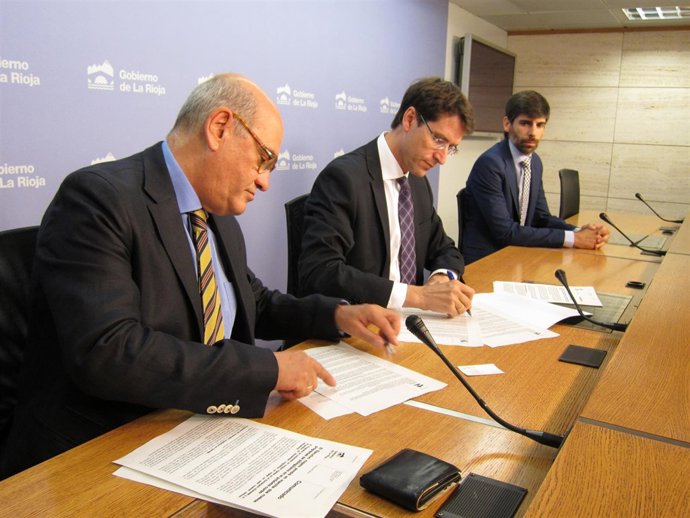 Firma convenio Capellán con READ LEAF