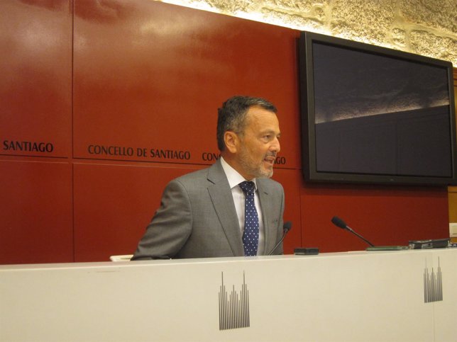 El alcalde de Santiago, Agustín Hernández