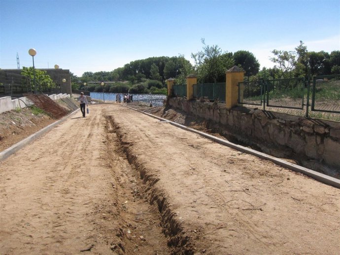 Obras en la ribera del Tormes en Salamanca