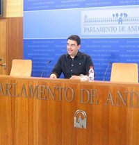 PSOE-A afirma que el PP-A es un "cabaré" e ironiza con la "inyección de liderazgo" que Rajoy quiere darle a Moreno