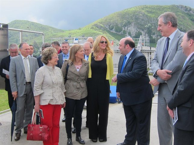 Trinidad Ordiz, Isabel Pérez Espinosa, Esther Koplowitz y Caunedo en Cabornio