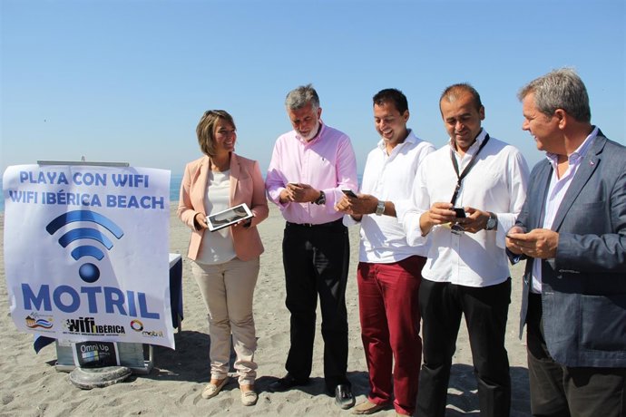 Presentaciónd de Wifi Beach en Motril