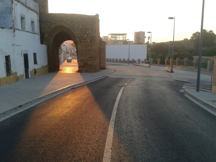 Arco de San Miguel en la calle San Fernando de Alcalá de Guadaíra.