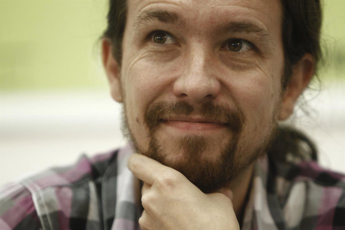 Pablo Iglesias en la presentación de un libro
