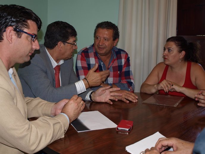 García, Valderas, Martínez y Luque durante la reunión