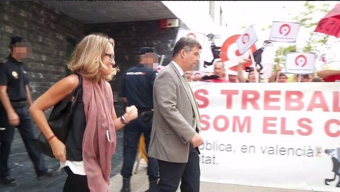 Nuria Romeral a su salida a los juzgados de Paterna 