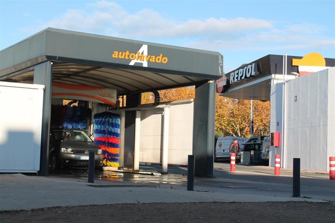 GASOLINERA, AUTOLAVADO