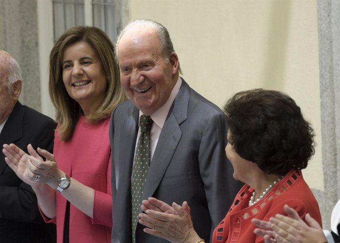 Don juan Carlos y Fátima Báñez