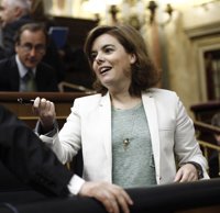 Economía/Macro.- La oposición en el Congreso rechaza en bloque un 'macrodecreto' que impide el debate parlamentario