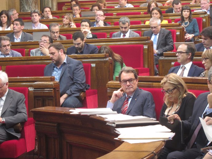 El presidente de la Generalitat, Artur Mas, en el pleno del Parlament