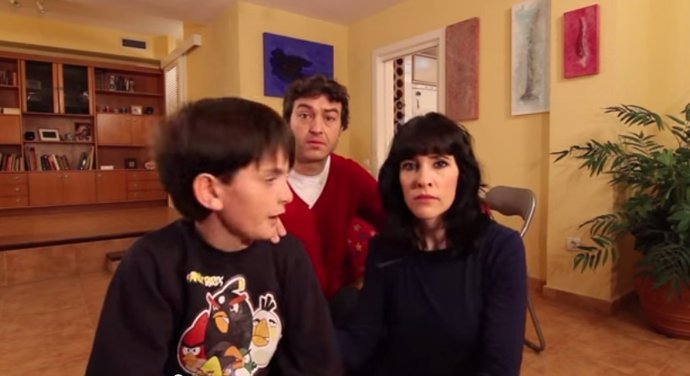 Fotograma del corto 'El colp'