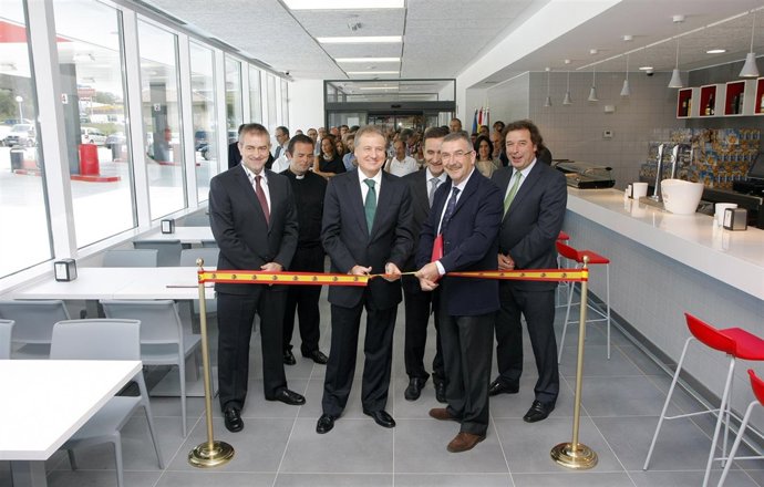 Inauguración área de servicio 