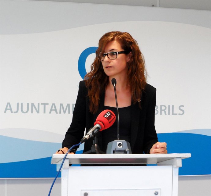 La alcaldesa de Cambrils, Mercè Dalmau (CiU), en rueda de prensa