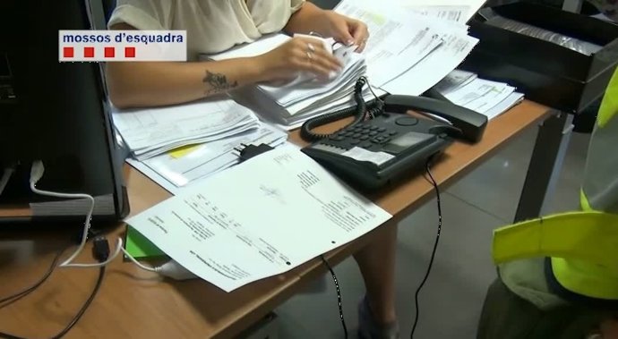 Golpe a una trama que comercializaba mercancía robada en camiones