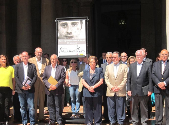 Minuto de silencio por Miguel Ángel Blanco