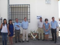 El Ayuntamiento de Quintanar de la Orden (Toledo) homenajea con una ofrenda floral la memoria de Miguel Ángel Blanco