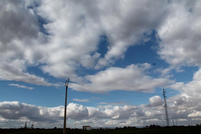 CIELO NUBLADO, TORMENTAS, TEMPORAL, LLUVIAS