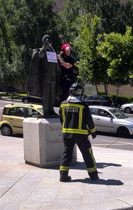 Los Bomberos en la escultura
