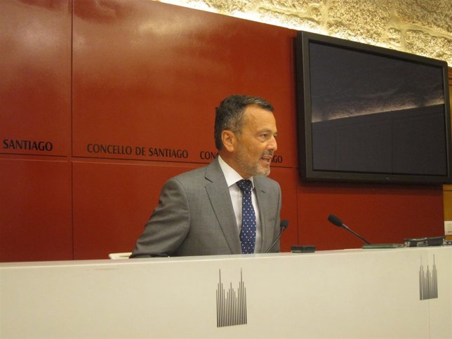 El alcalde de Santiago, Agustín Hernández