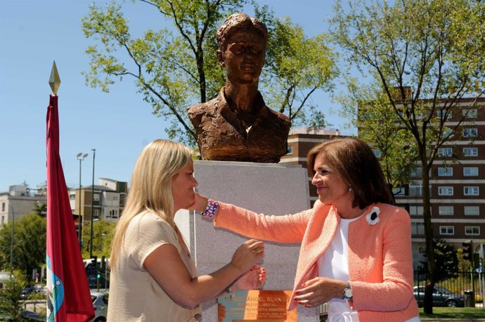Mari Mar Blanco y Ana Botella